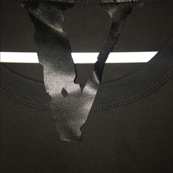 Vlone Swarovski Crystal rhinestones tee - Picture 8 of 8